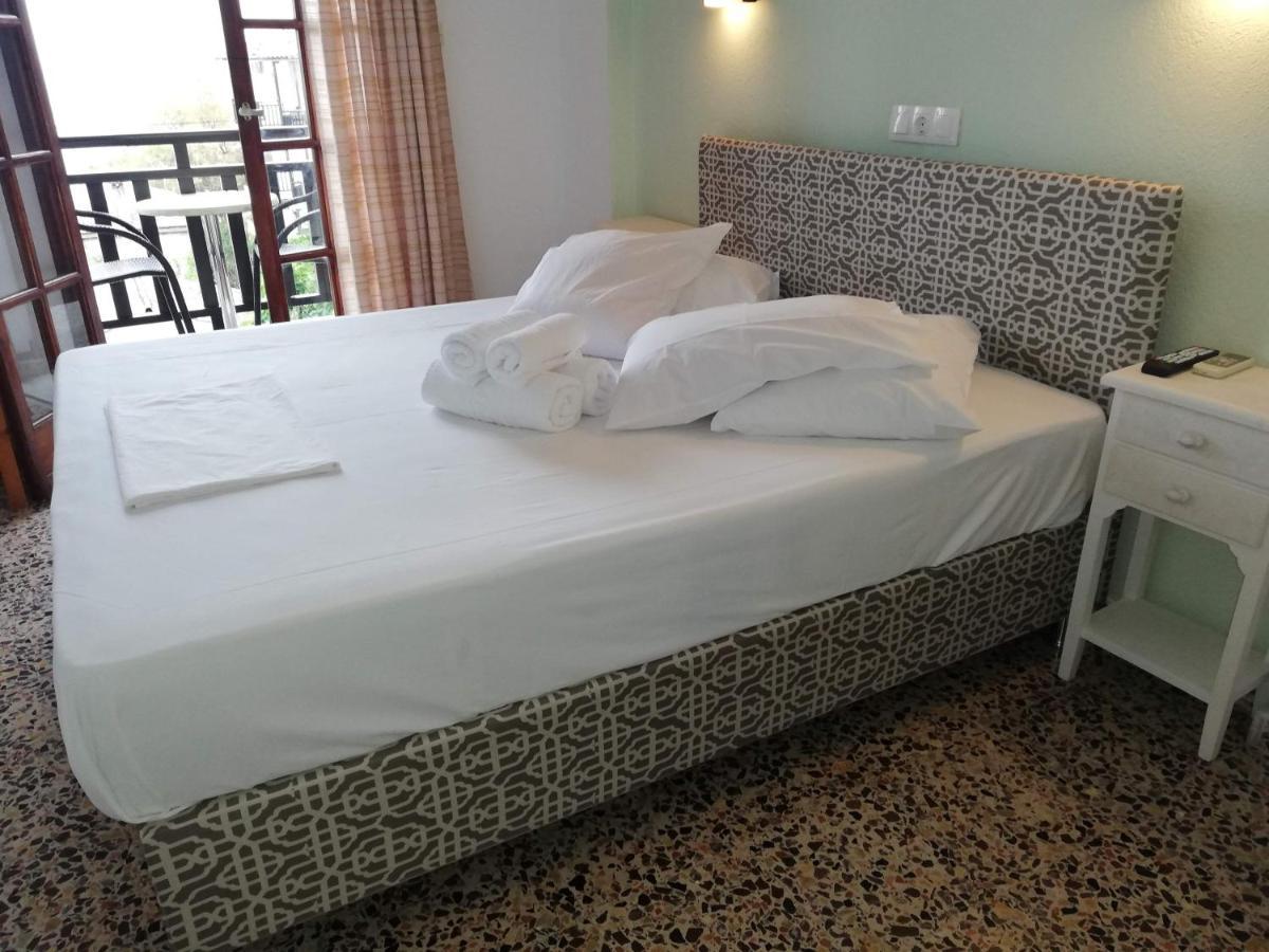 Hotel Erato Chorefton Eksteriør billede