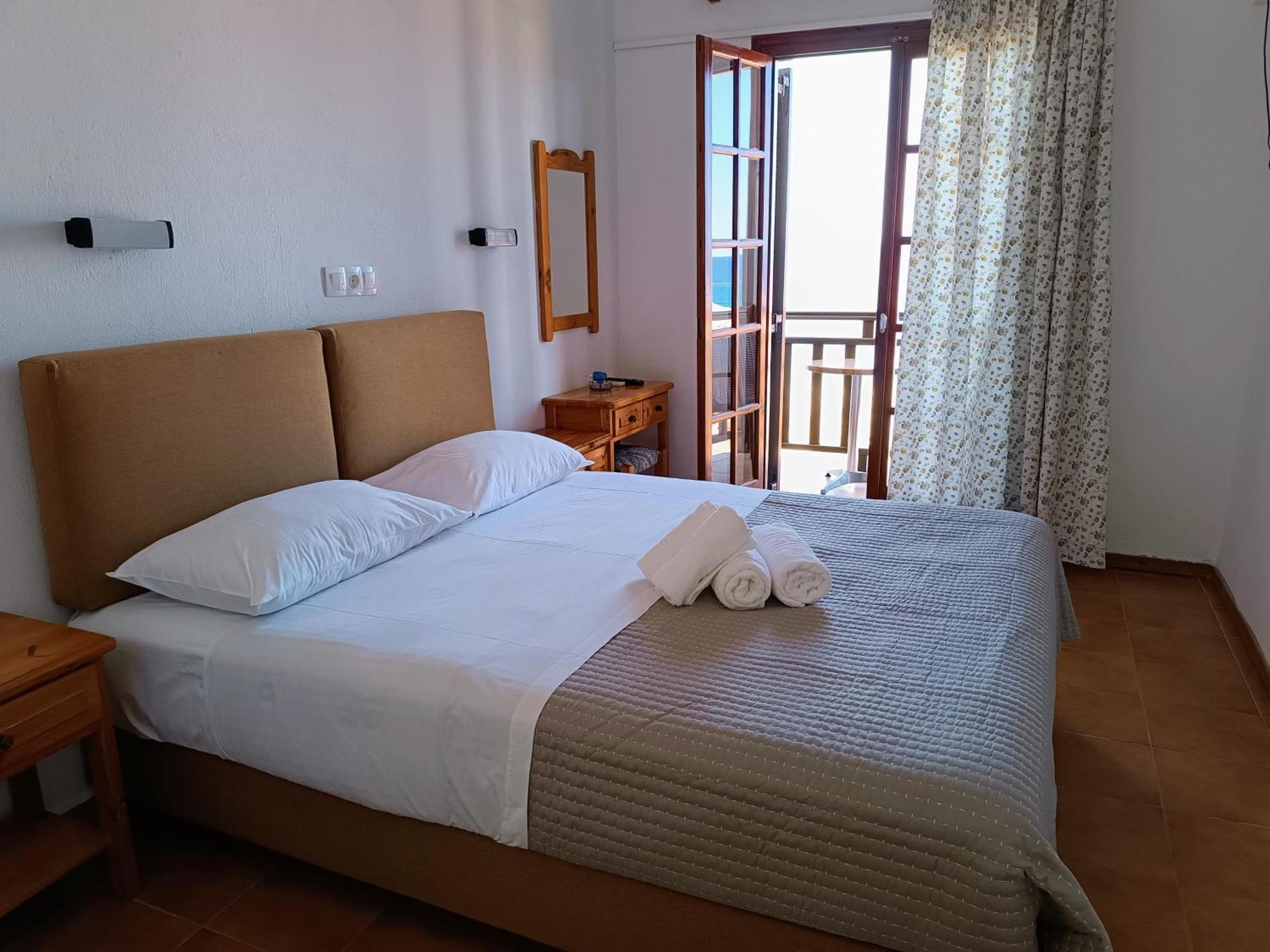 Hotel Erato Chorefton Eksteriør billede